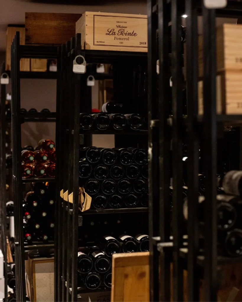 Agence M Com Marseille La Cote De Boeuf Marseille Restaurant Cave Vins cave prestigieuse emblematique sud france